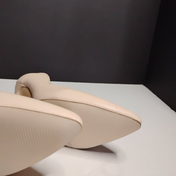 Ventura Cinderella Of Boston Cream Tan Pump Heels Pointed Toe Size 3M - Picture 13 of 14